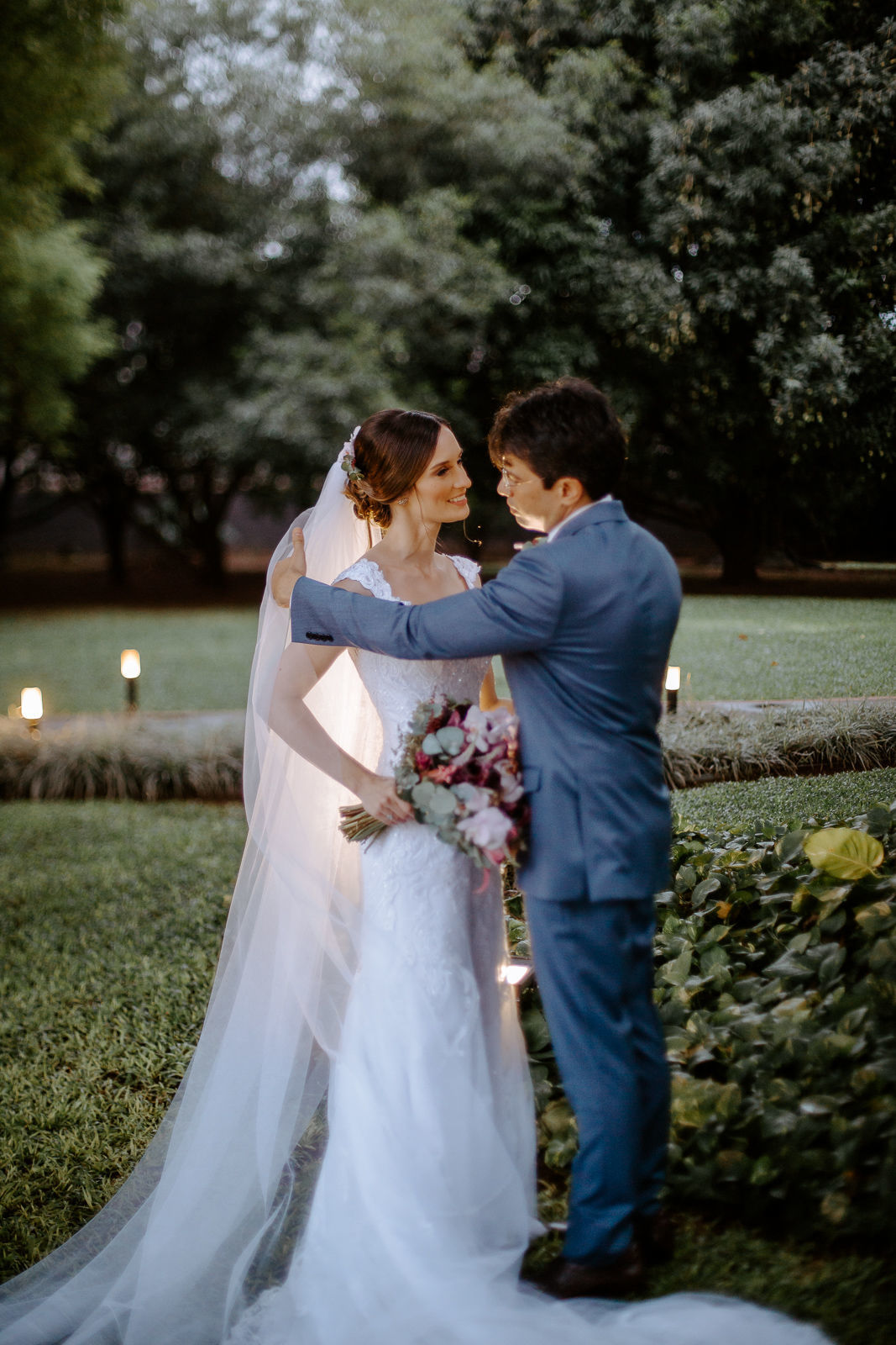 Foto Casamento Sabrina + Erik {Villa Casuarina - Batatais} Foto Casamento Sabrina + Erik {Villa Casuarina - Batatais} - Imagem 97