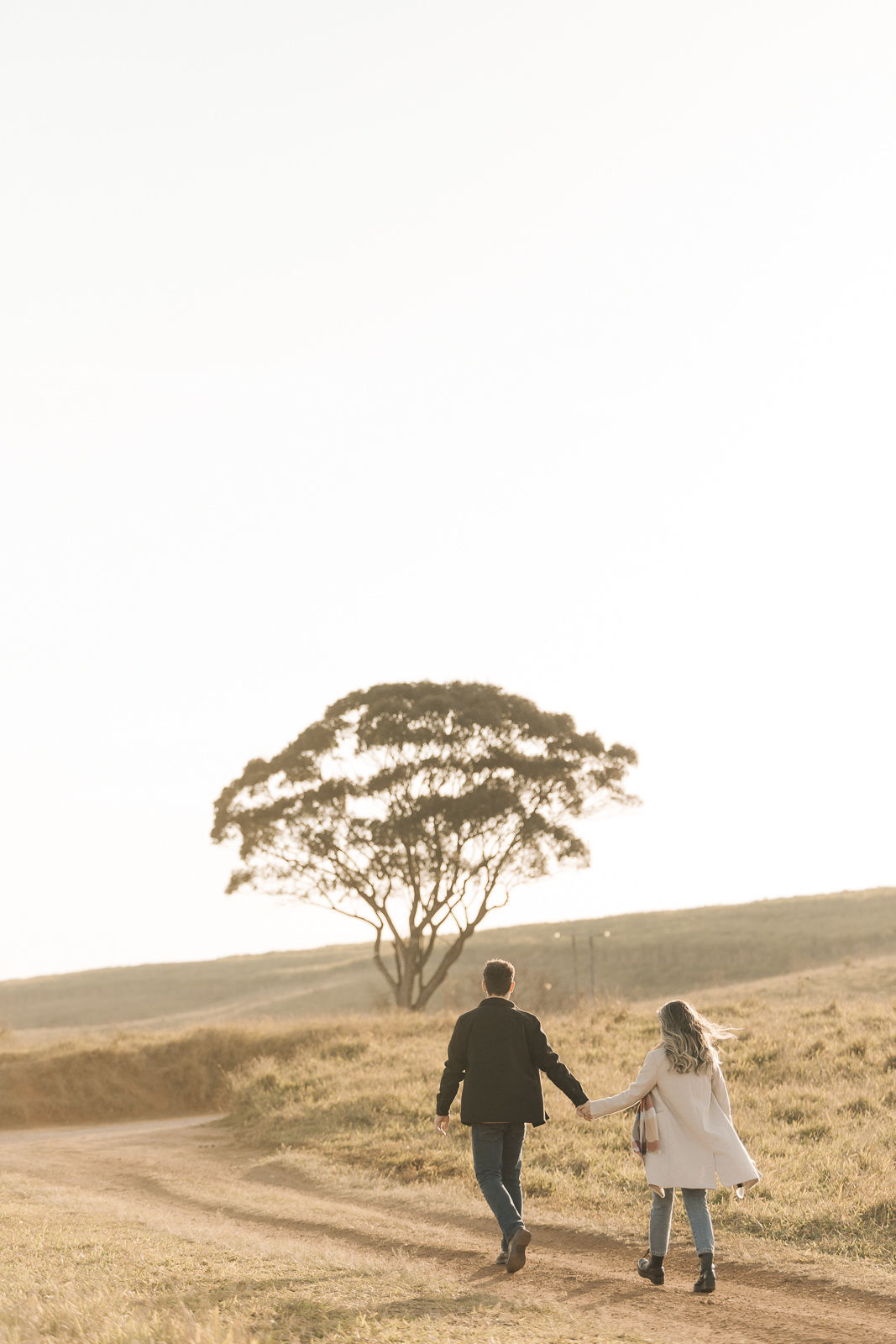 Foto Ensaio Pré Wedding Julia e Guilherme - Amanhecer no Morro do Fogão {Itirapina} Foto Ensaio Pré Wedding Julia e Guilherme - Amanhecer no Morro do Fogão {Itirapina} - Imagem 34