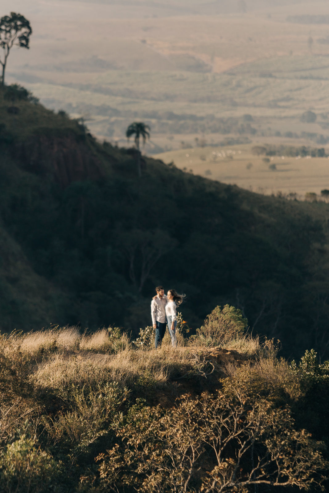 Foto Ensaio Pré Wedding Julia e Guilherme - Amanhecer no Morro do Fogão {Itirapina} Foto Ensaio Pré Wedding Julia e Guilherme - Amanhecer no Morro do Fogão {Itirapina} - Imagem 39