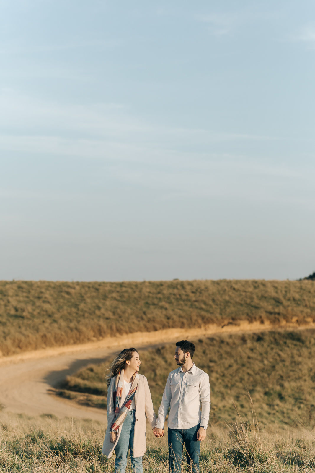 Foto Ensaio Pré Wedding Julia e Guilherme - Amanhecer no Morro do Fogão {Itirapina} Foto Ensaio Pré Wedding Julia e Guilherme - Amanhecer no Morro do Fogão {Itirapina} - Imagem 30