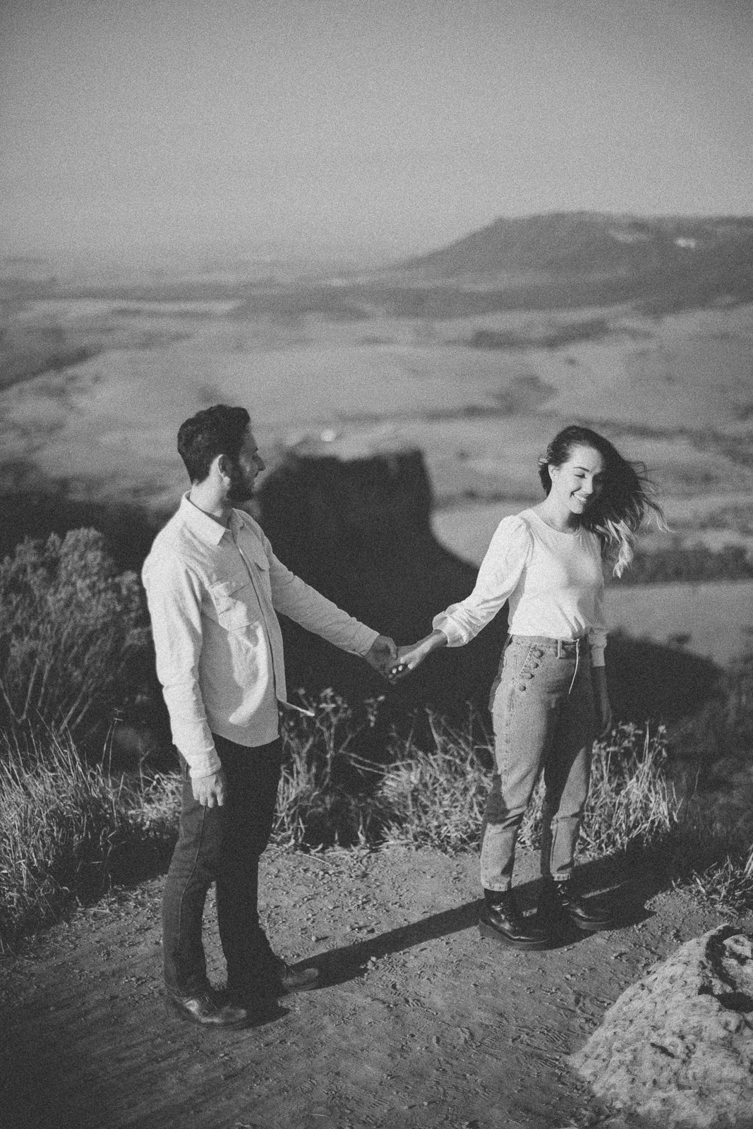 Foto Ensaio Pré Wedding Julia e Guilherme - Amanhecer no Morro do Fogão {Itirapina} Foto Ensaio Pré Wedding Julia e Guilherme - Amanhecer no Morro do Fogão {Itirapina} - Imagem 109